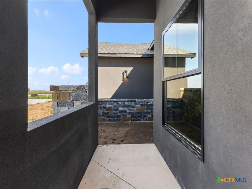 223 Double Creek Loop Property Photo 46