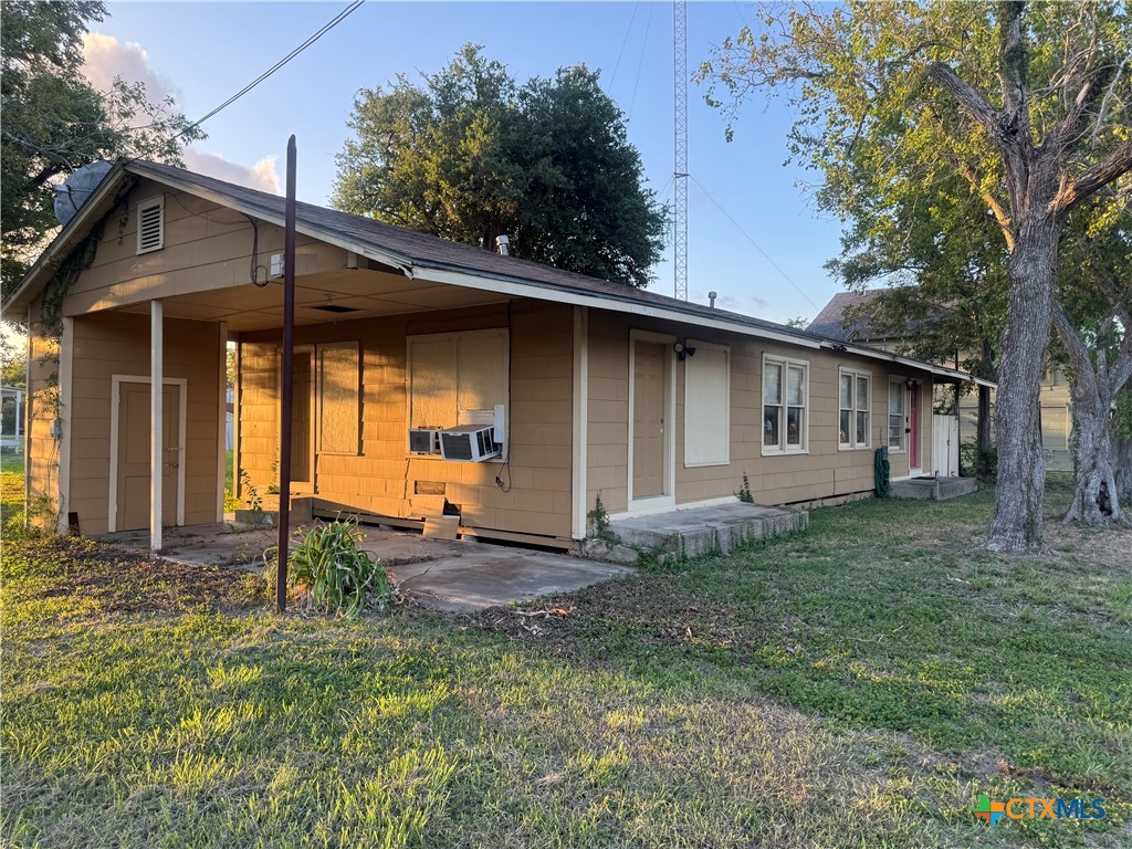 901 N Cameron Street Property Photo 16