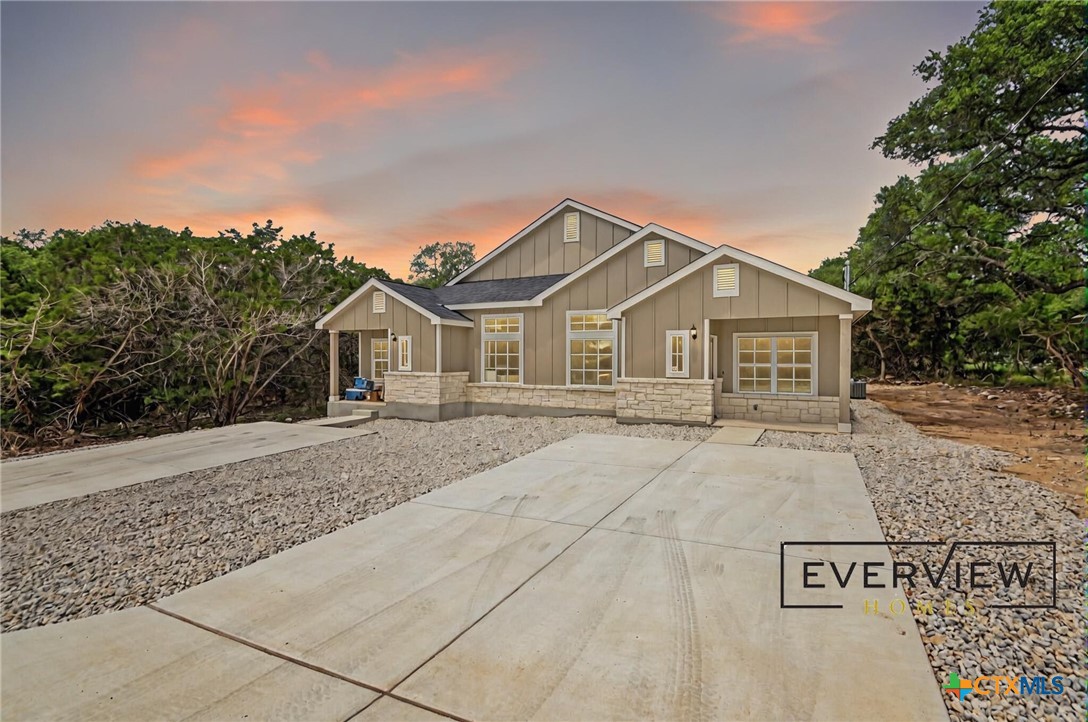 2908 Puter Creek Drive B Property Photo 1