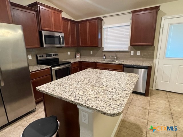 114 Ken Drive Property Photo 4