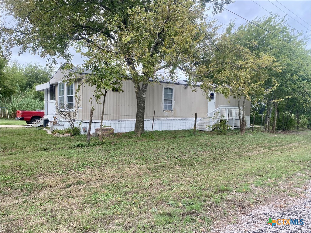 9690 Ave E Property Photo 3