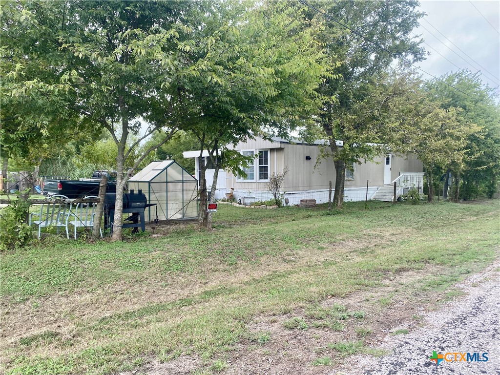 9690 Ave E Property Photo 4