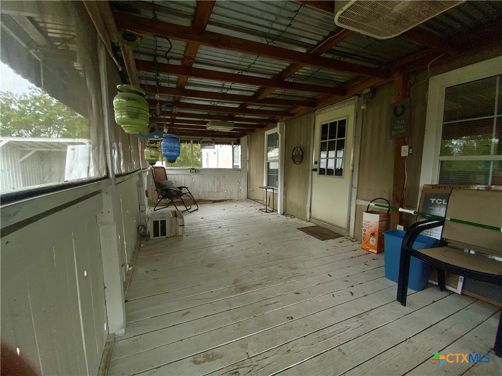 9690 Ave E Property Photo 6