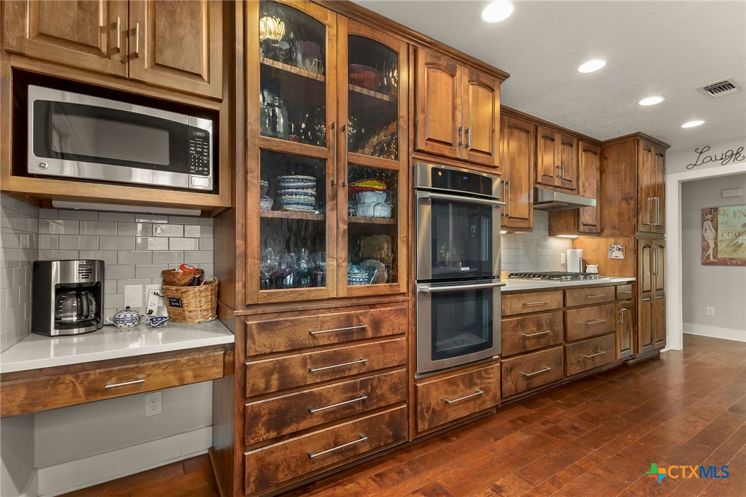 510 Oak Tree Lane Property Photo 11