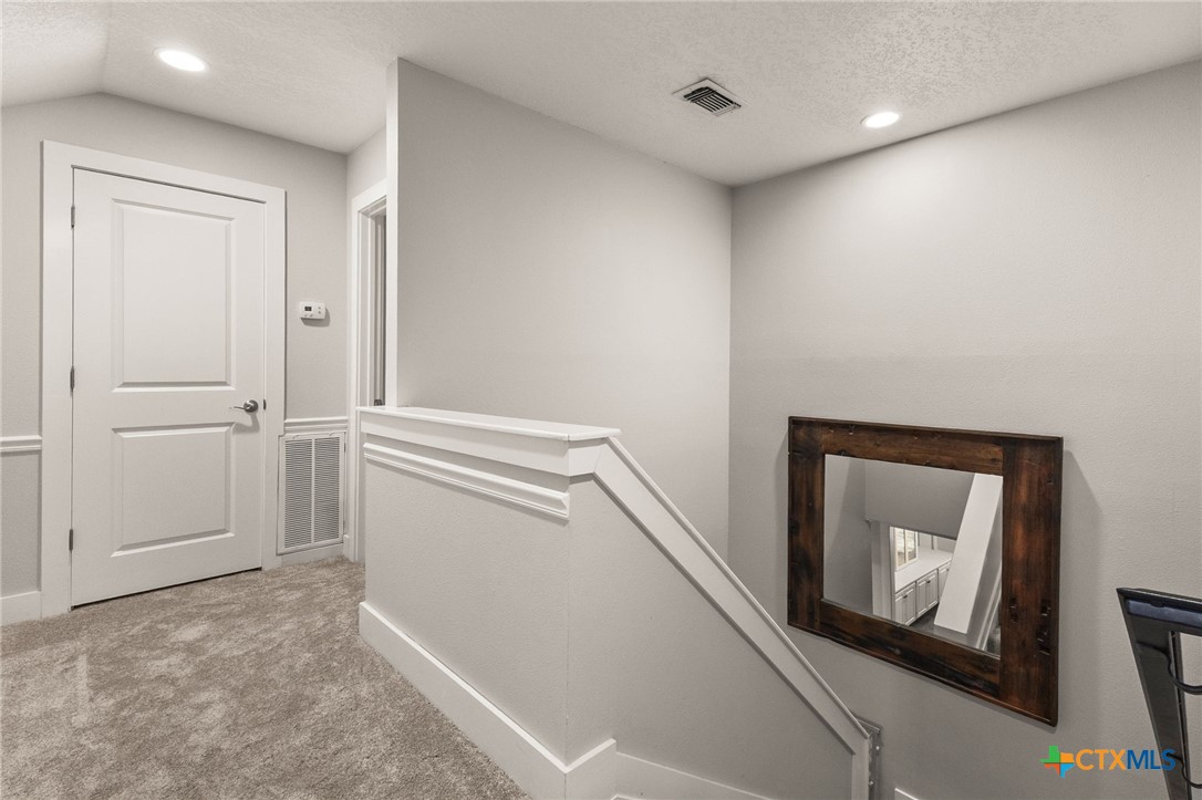 510 Oak Tree Lane Property Photo 18