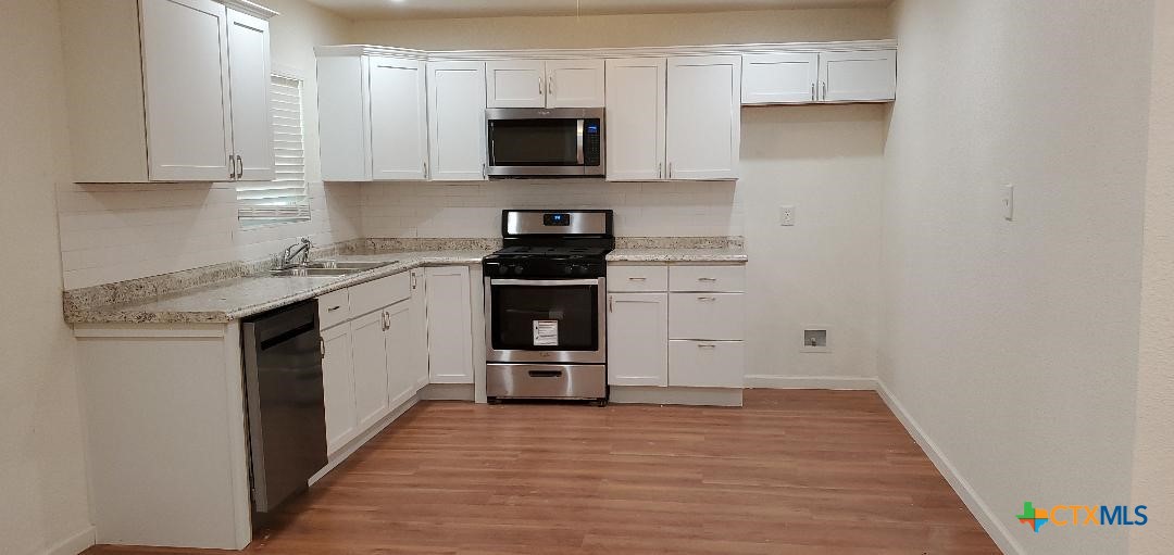 913 S 13th Street Property Photo 2
