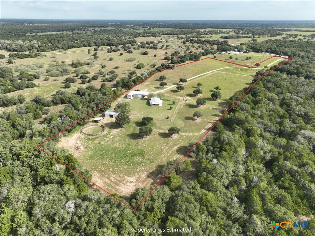 6830 County Road 444 Property Photo 2