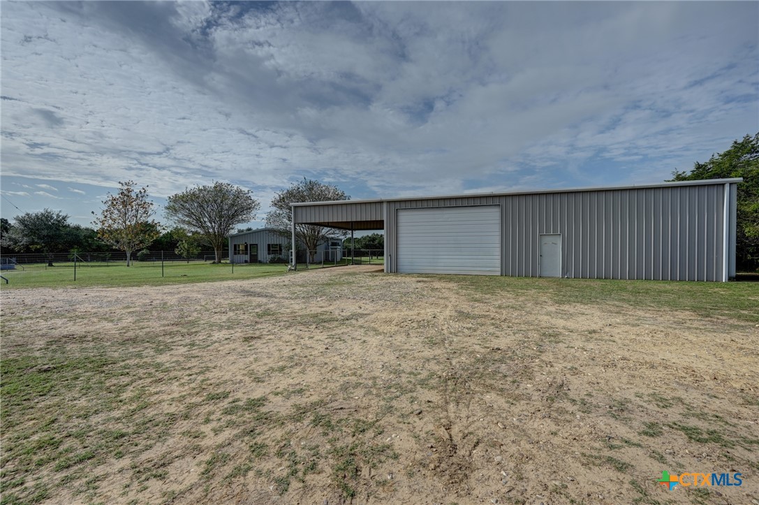 6830 County Road 444 Property Photo 38