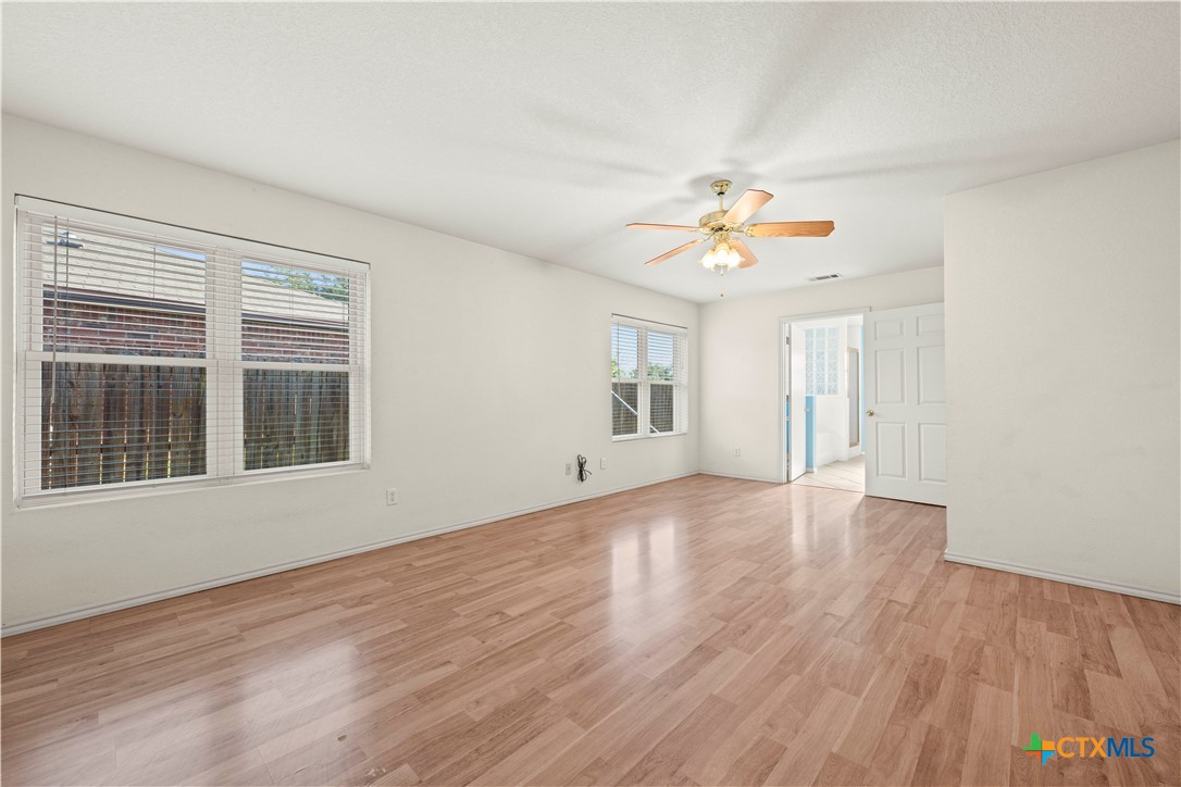 3312 Viewcrest Drive Property Photo 14