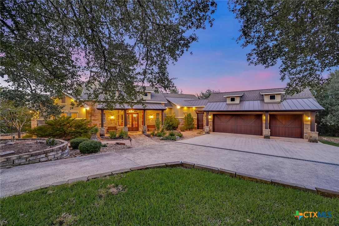 104 Mesa Drive Property Photo 2