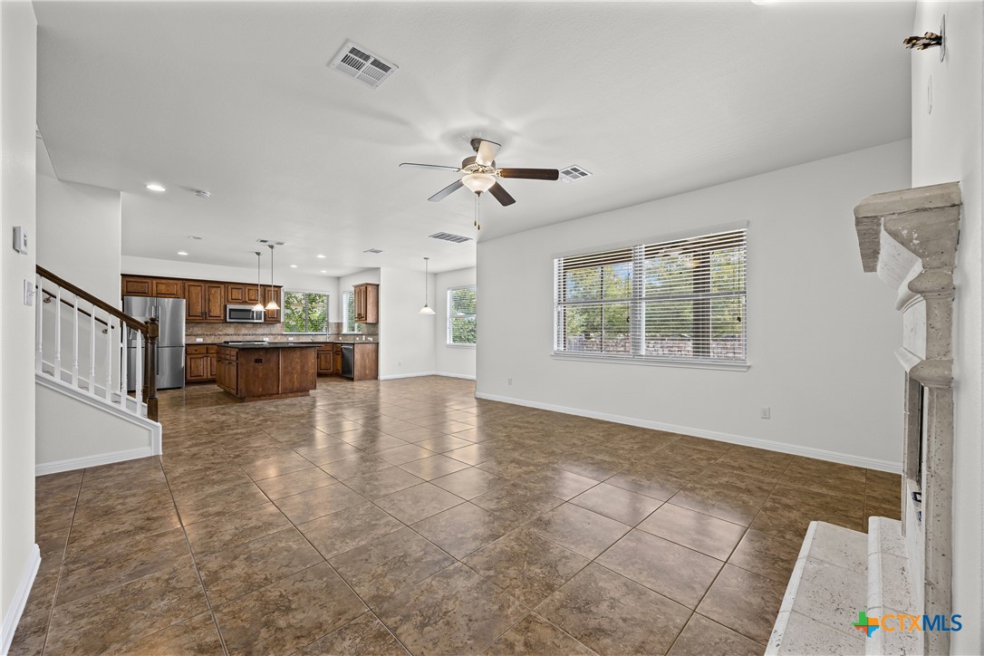 606 Irvin Drive Property Photo 2