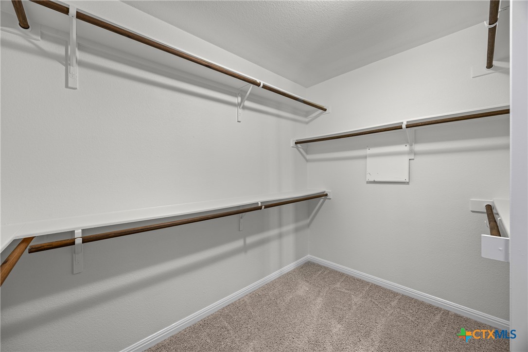 606 Irvin Drive Property Photo 23