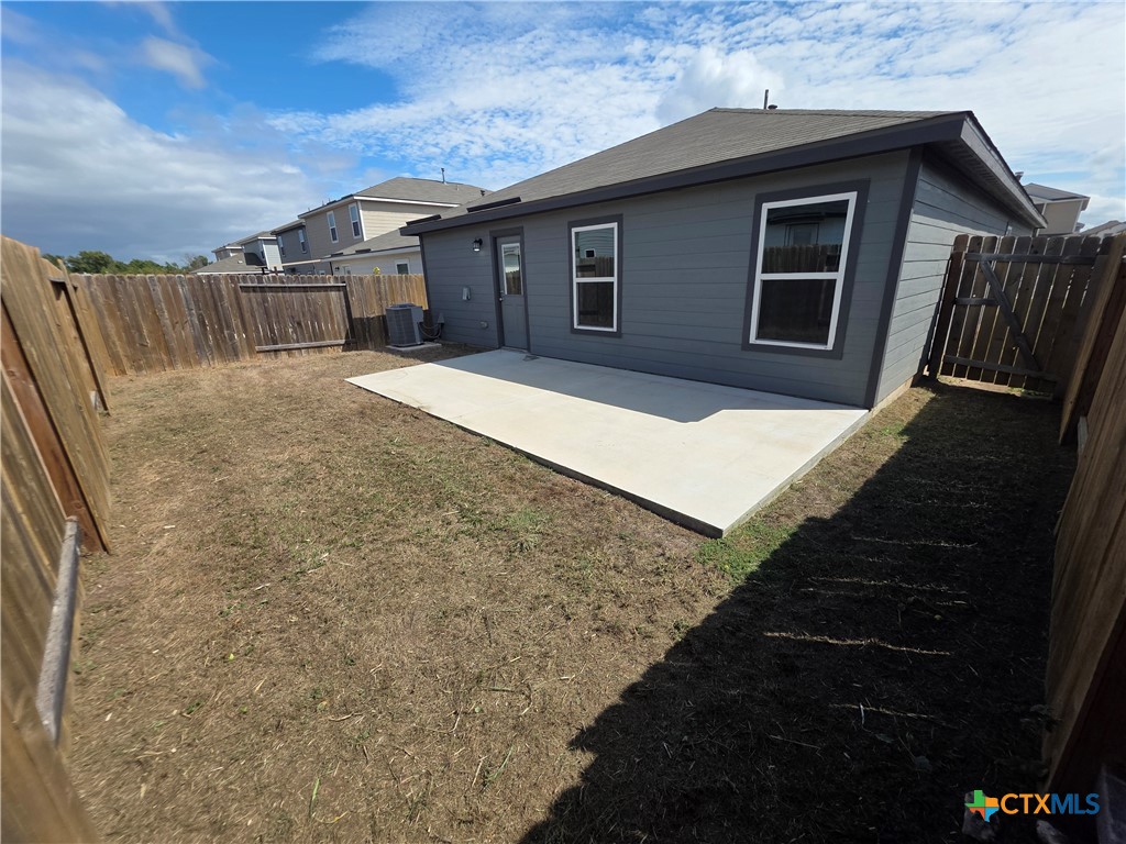 585 Aplite Pass Property Photo 5