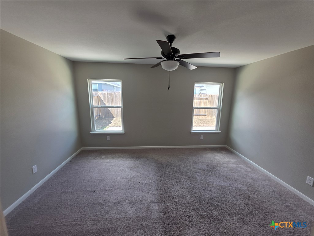 585 Aplite Pass Property Photo 31