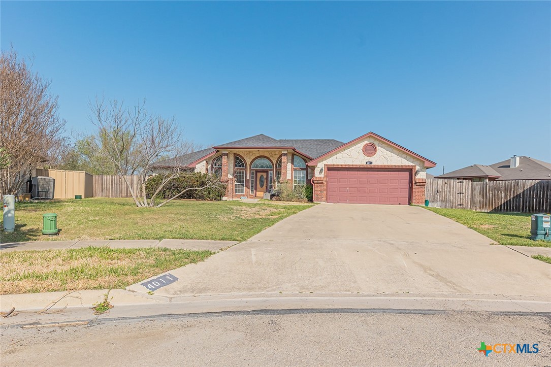4011 Salt Fork Drive Property Photo 2