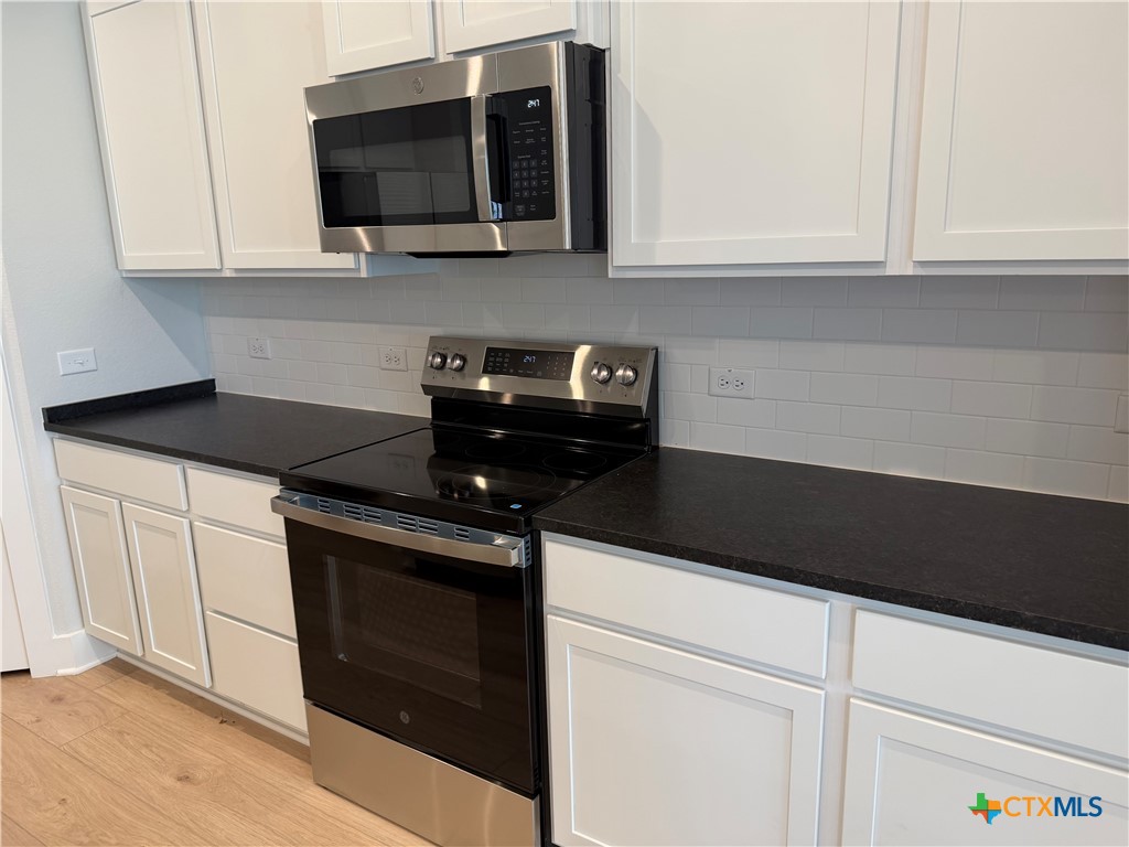 10210 Kimberlite Drive Property Photo 6