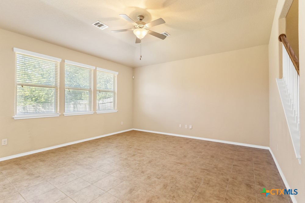 129 Enchanted View Property Photo 12