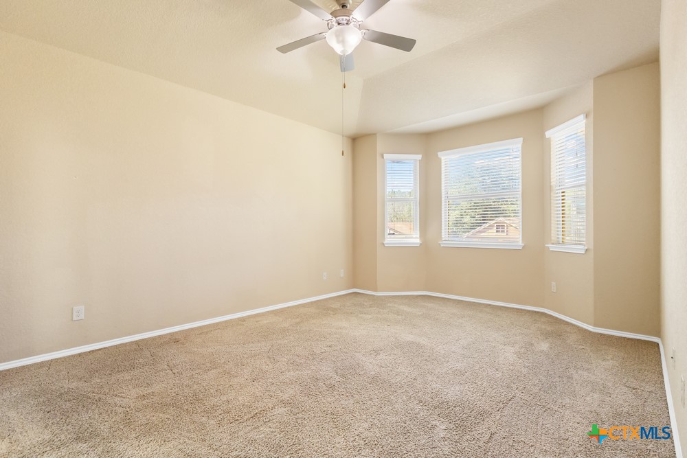 129 Enchanted View Property Photo 13