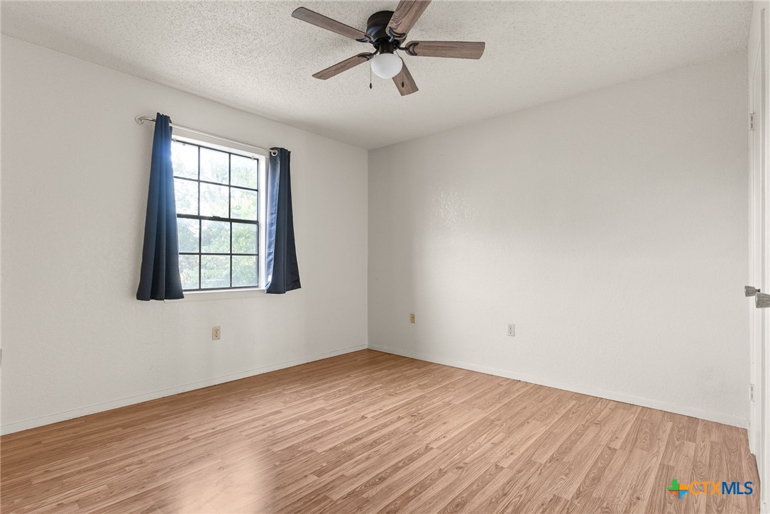 505 Northern Dove Lane B Property Photo 9