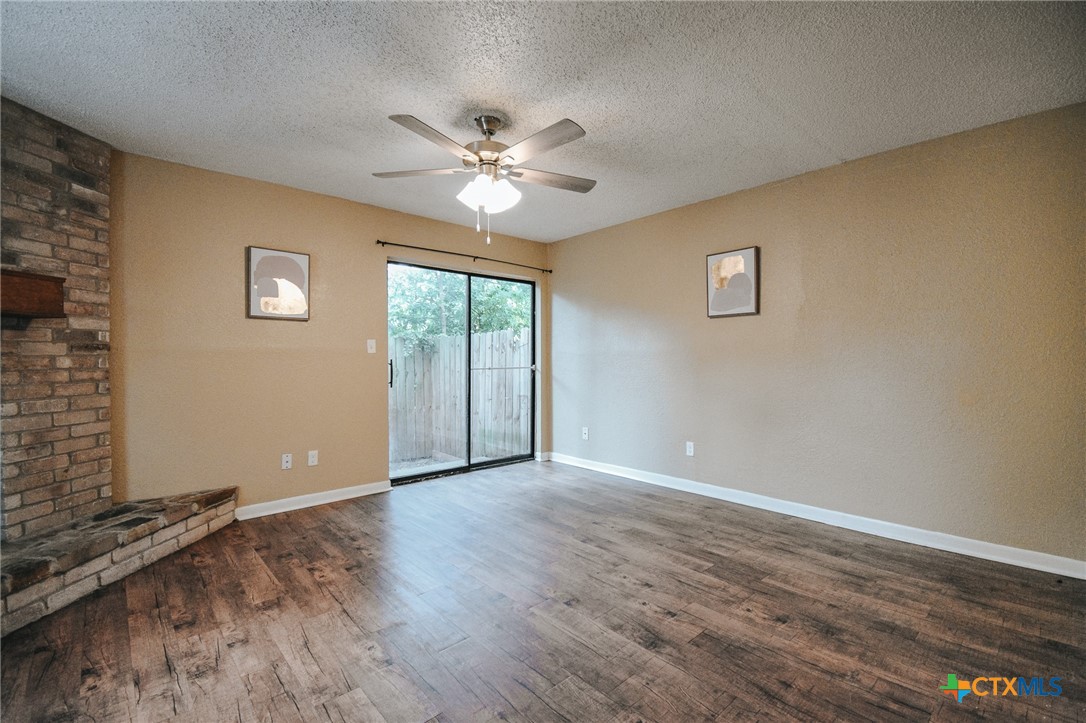 805 E Hiller Street Property Photo 12