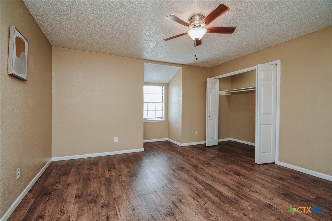 805 E Hiller Street Property Photo 22