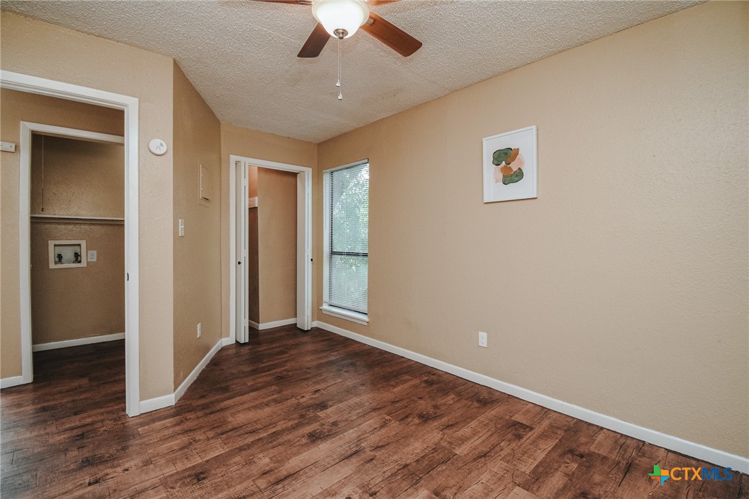 805 E Hiller Street Property Photo 24