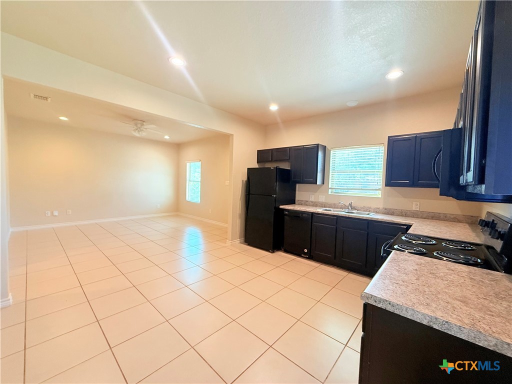 2311 Lincoln Street Property Photo 5