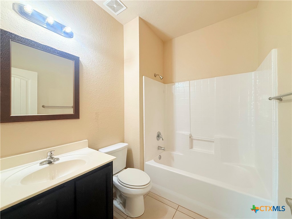 2311 Lincoln Street Property Photo 12