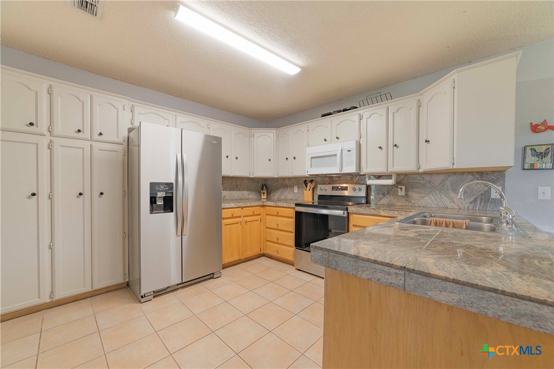 2265 County Road 106 Property Photo 14
