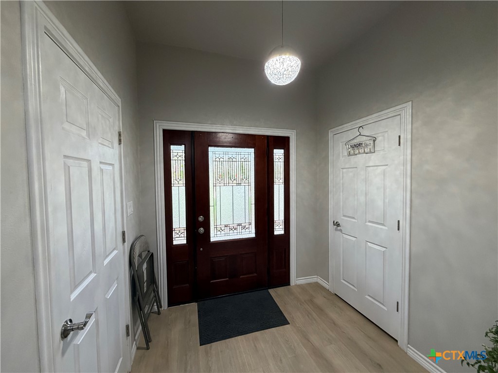 308 Nash Street Property Photo 3