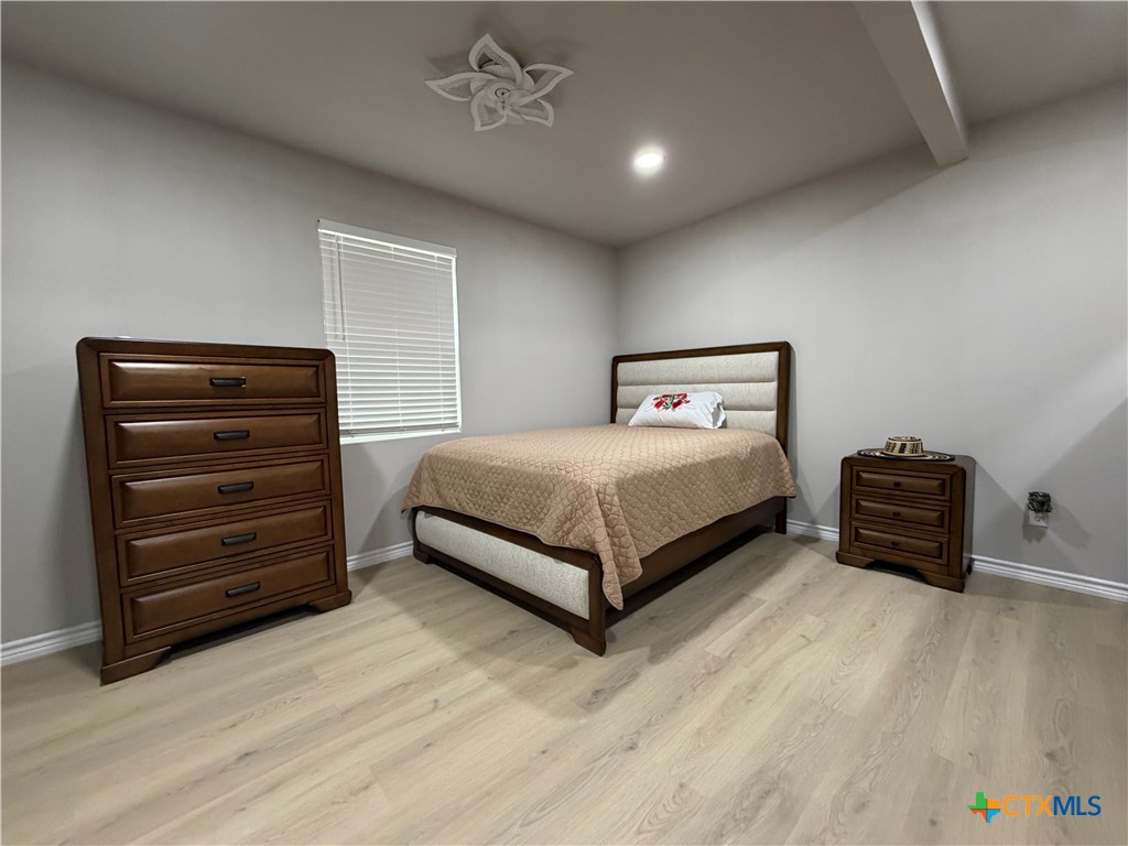 308 Nash Street Property Photo 9