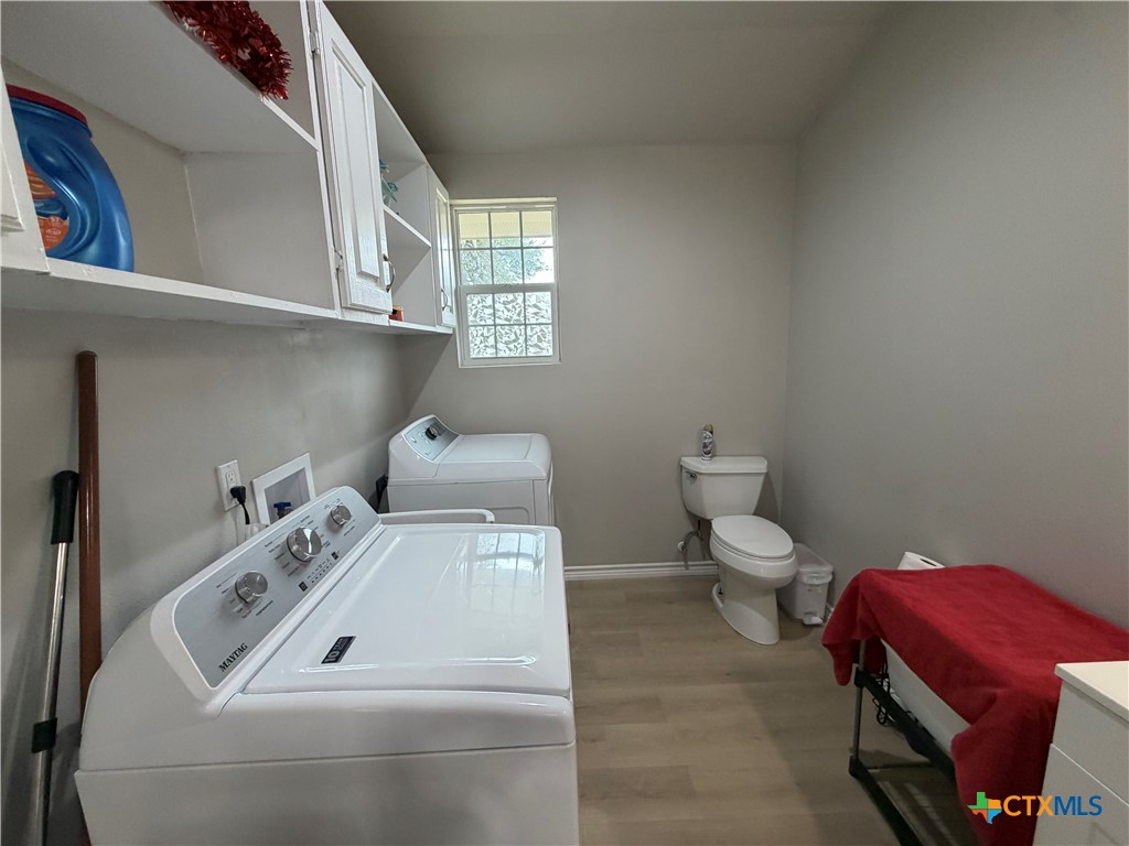 308 Nash Street Property Photo 12