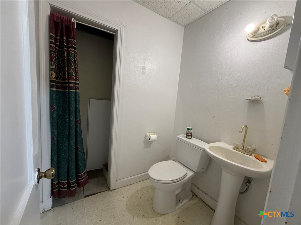 719 S 13th Street Property Photo 8