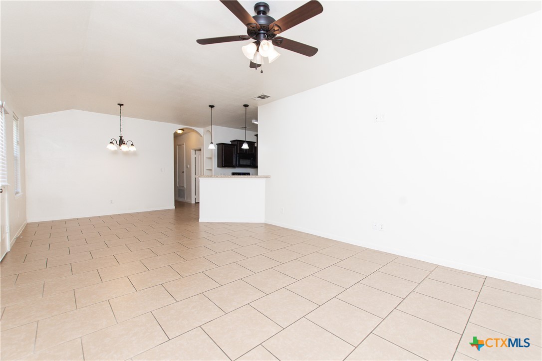 4602 Cambridge Drive A Property Photo 3