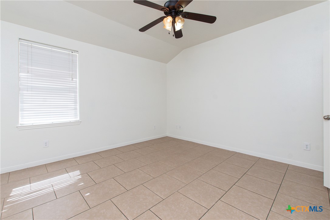 4602 Cambridge Drive A Property Photo 14