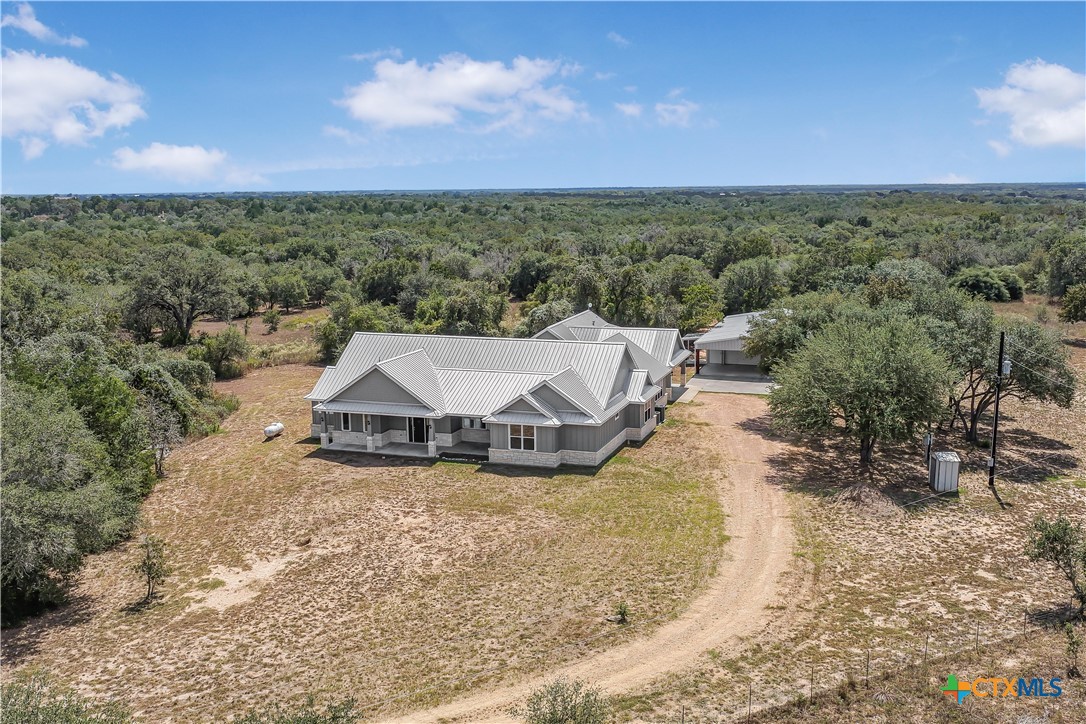 489 County Road 383 Property Photo 1