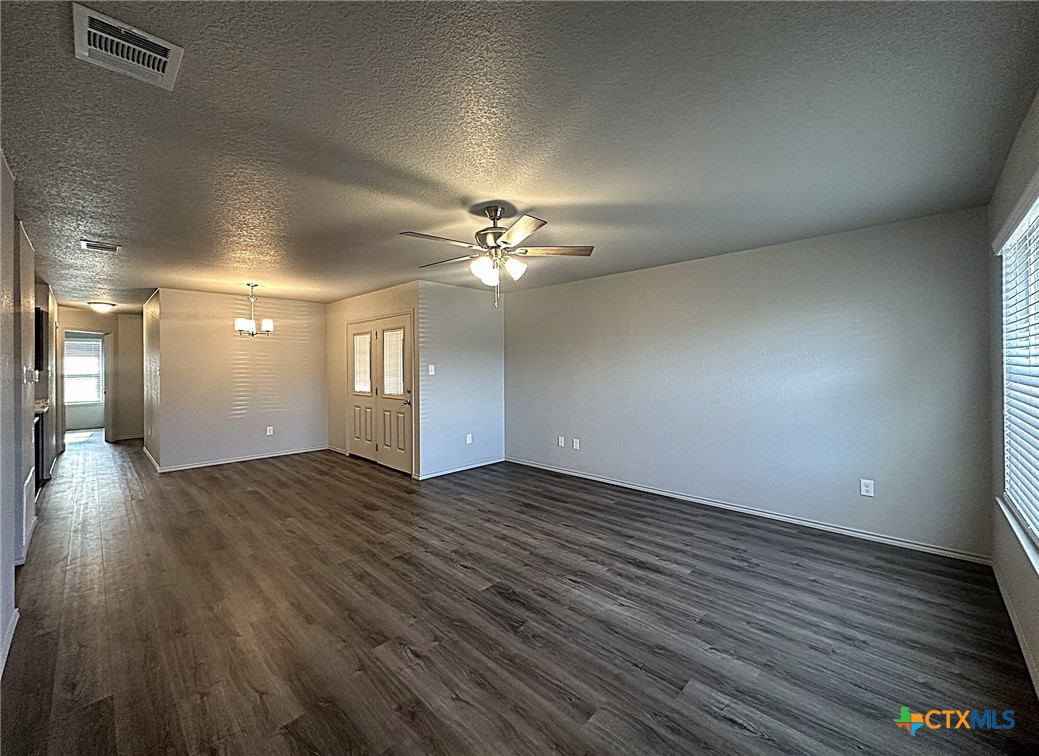 1610 Risen Star Lane B Property Photo 5