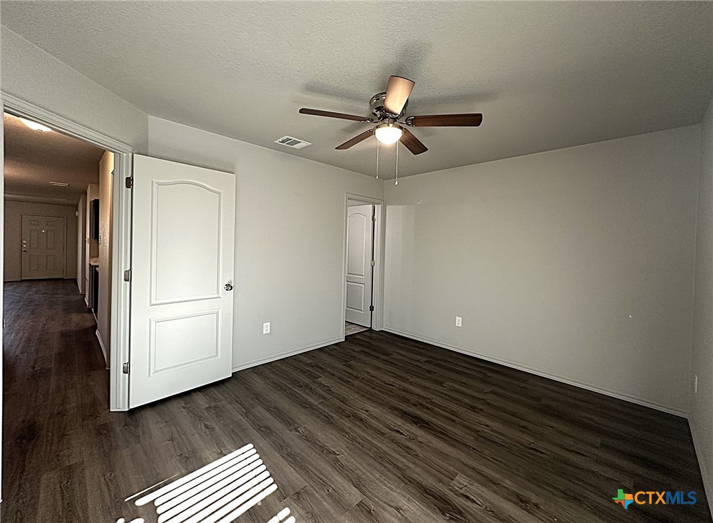 1610 Risen Star Lane B Property Photo 16