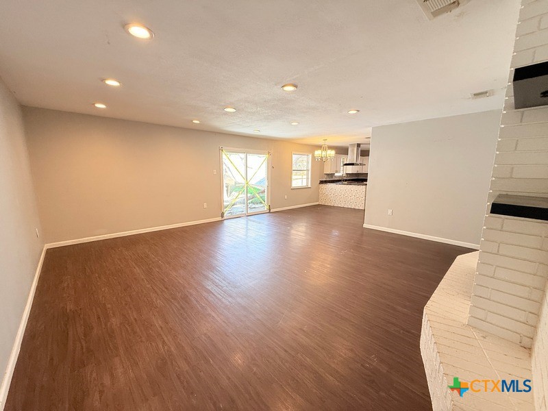 8092 Fm 2657 Property Photo 8