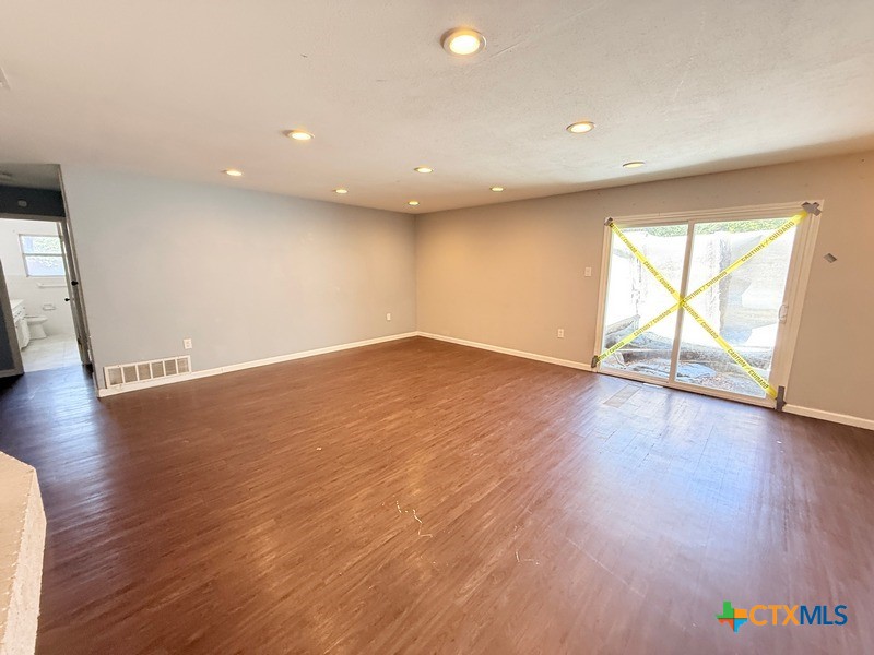 8092 Fm 2657 Property Photo 11