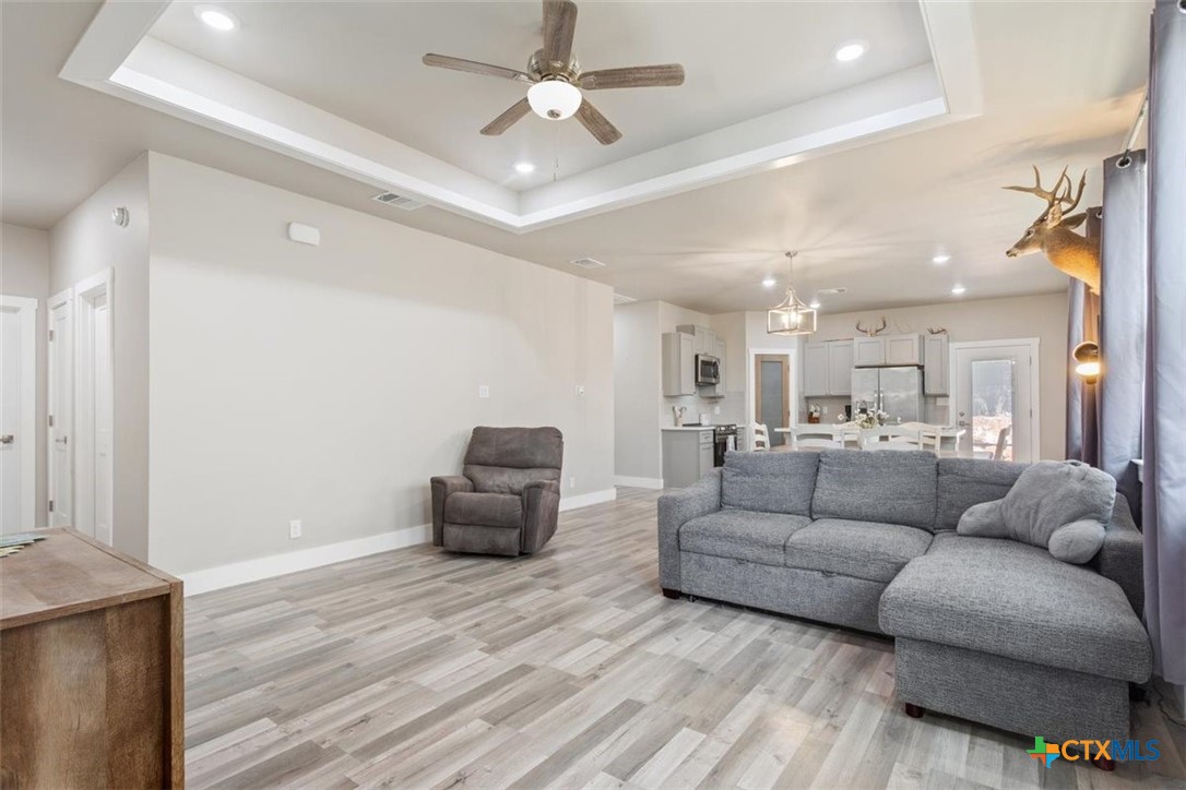2139 Blackhawk Loop Property Photo 8