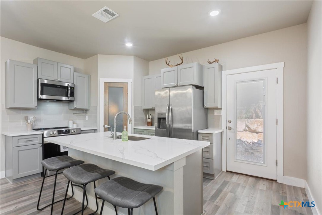2139 Blackhawk Loop Property Photo 12