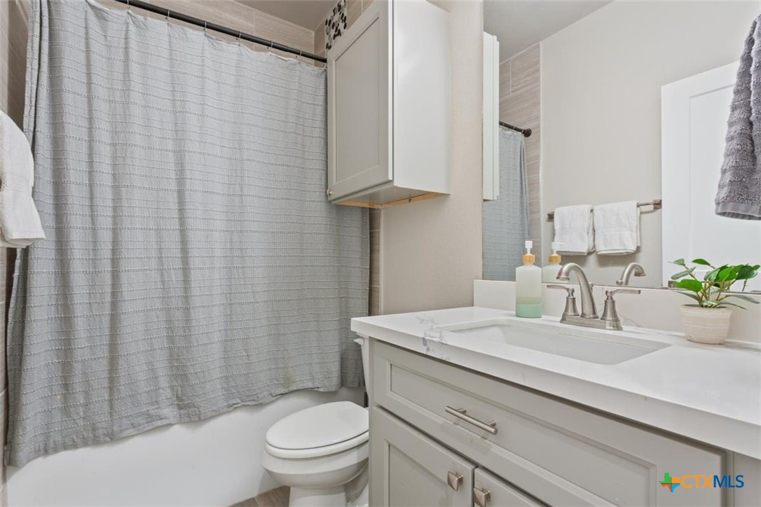 2139 Blackhawk Loop Property Photo 22