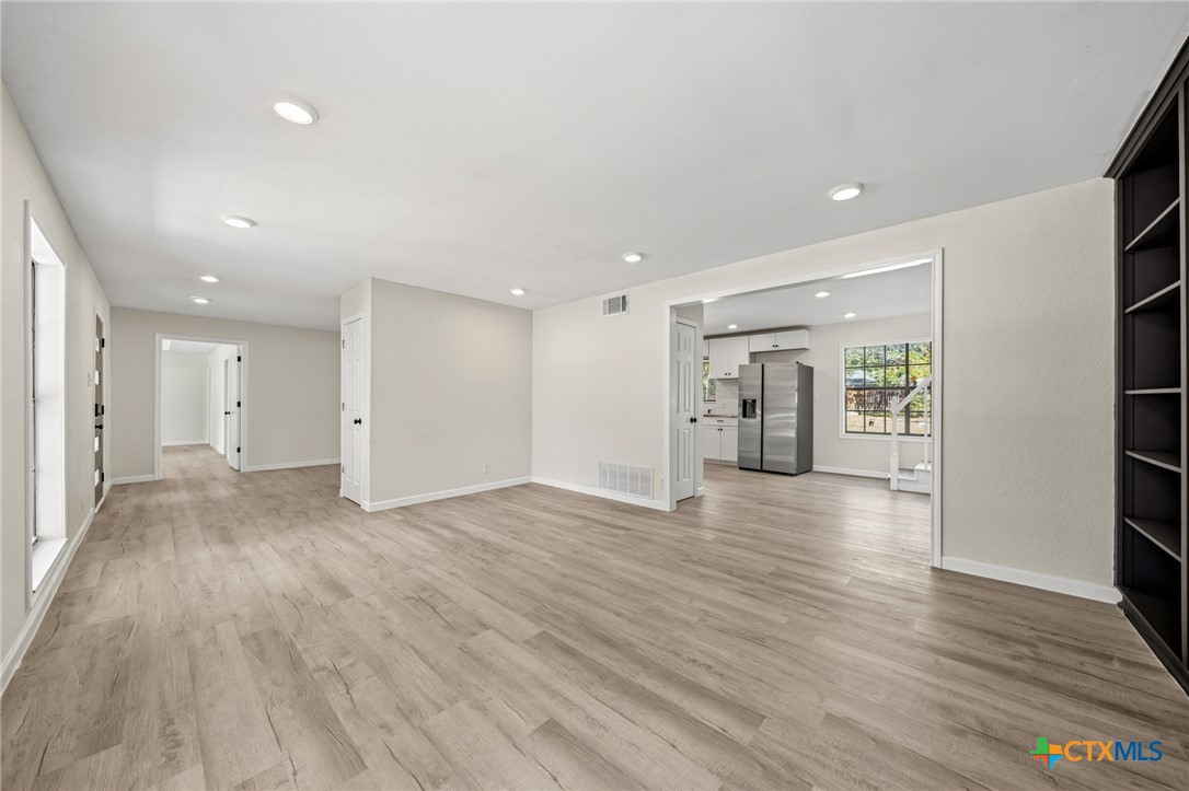 3606 Iroquois Trail Property Photo 7