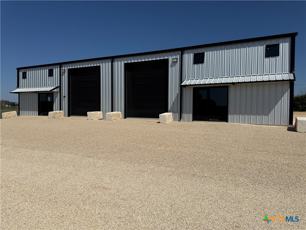 6284 Fm 2484 Property Photo 4