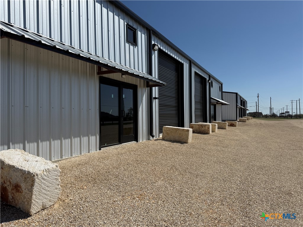 6284 Fm 2484 Property Photo 5