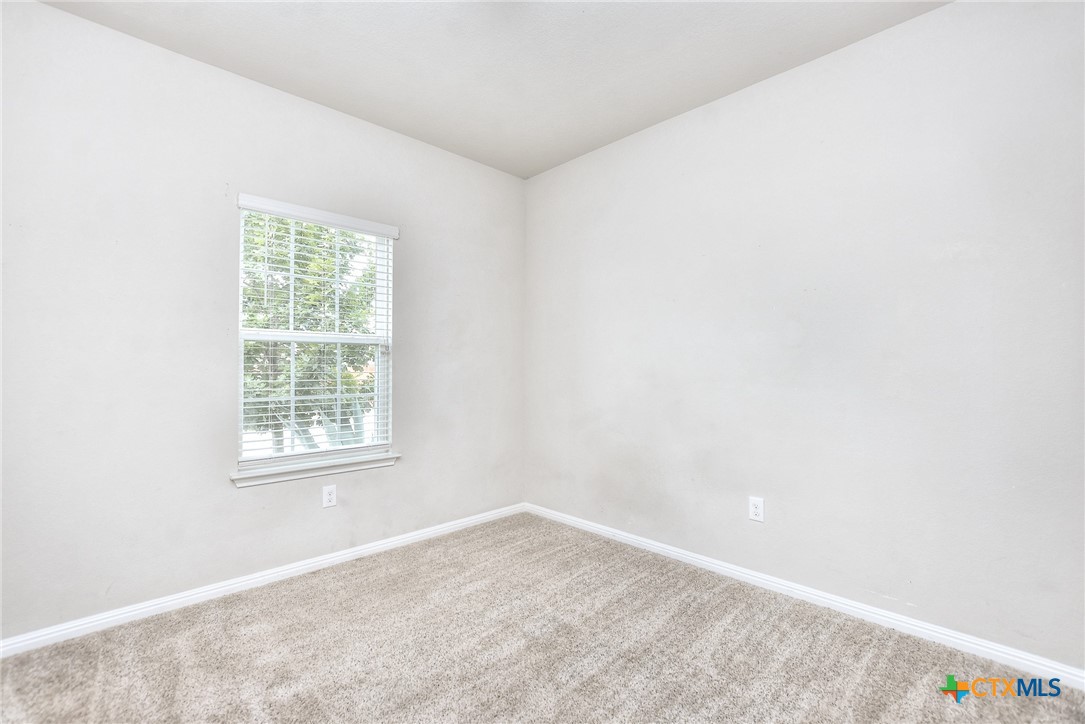 627786 Property Photo 6
