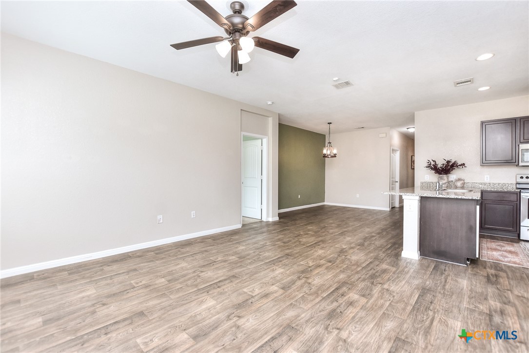 627786 Property Photo 12