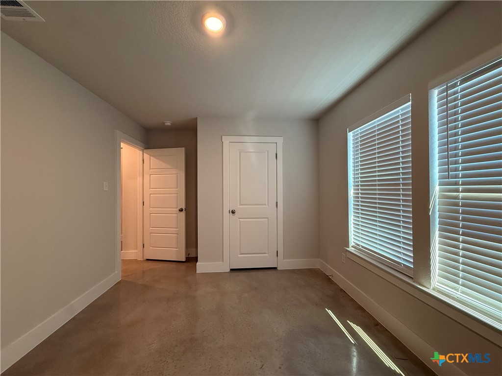 1055 Lexington Drive Property Photo 11