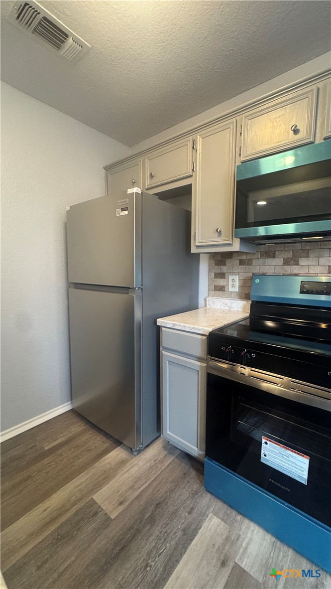 1701 Windward Drive Property Photo 12